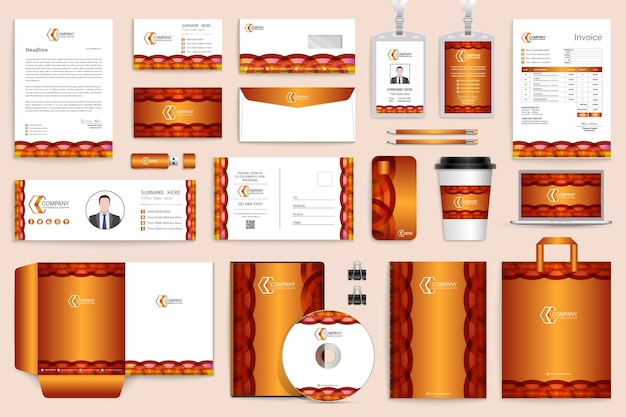 Elegantes artículos de papelería profesional de color naranja.