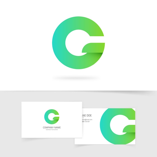 Elemento de logotipo verde degradado letra g o q ecología sobre fondo blanco