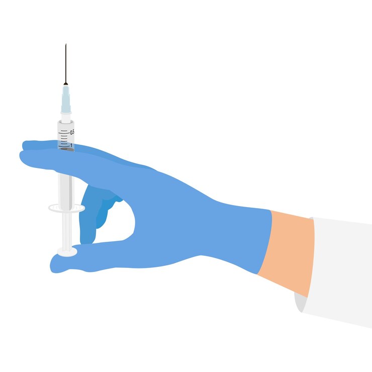 Vector enfermera mano en guante médico sosteniendo jeringa desechable con aguja una inyección aislada sobre fondo blanco concepto de vacunación