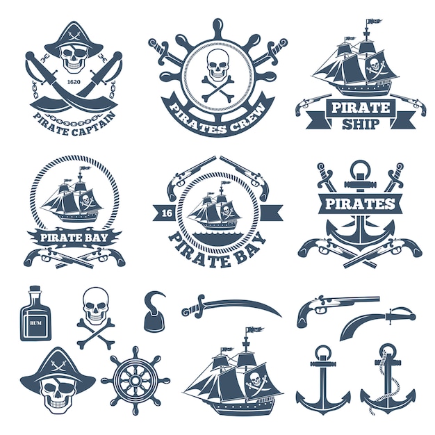Etiquetas náuticas y piratas vintage. Logotipos monocromos de mar y vela.