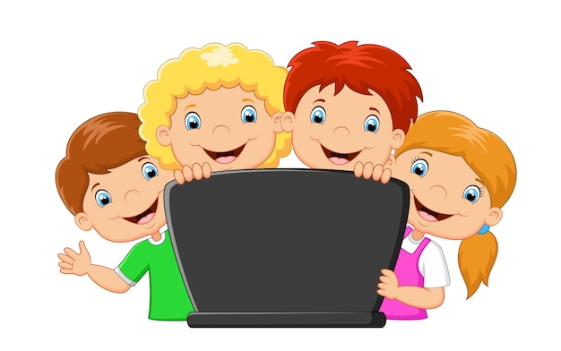 Familia feliz de dibujos animados con laptop