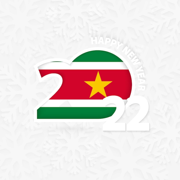 Feliz año nuevo 2022 para Surinam sobre fondo de copo de nieve.