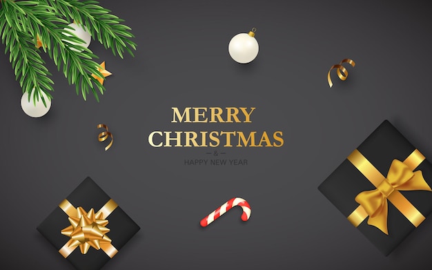 Feliz Año Nuevo y feliz Navidad. Banner de Navidad. Regalos con cinta dorada, ramas de abeto y bolas blancas sobre fondo oscuro.