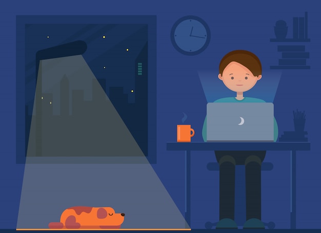 Freelancer trabajando de noche. trabajo remoto. joven y perro sentado en la sala con el portátil, navegar por internet, redes. programador, diseñador, escritor trabajando en casa.