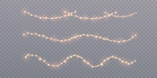Guirnalda de Navidad de luces brillantes bombillas en un alambre para Año Nuevo y decoración de vacaciones