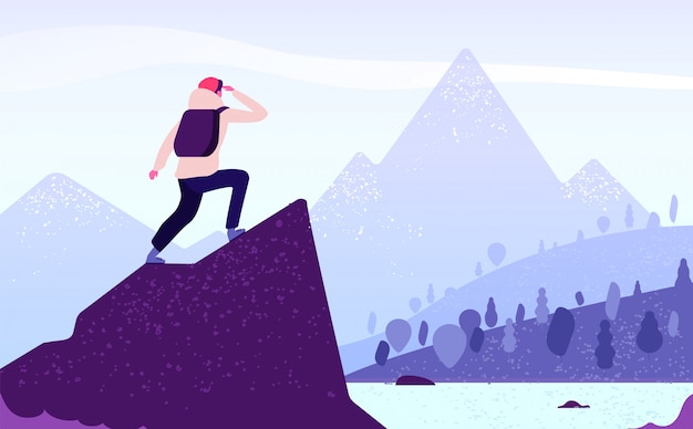 Hombre en aventura de montaña. Escalador de pie con mochila en roca mira al paisaje de montaña. Concepto de viaje de naturaleza de turismo