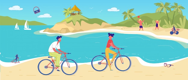 Hombre mujer ciclismo en tropical sand beach resort