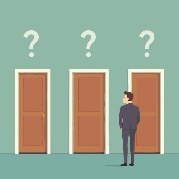 Hombre de negocios escogiendo una puerta
