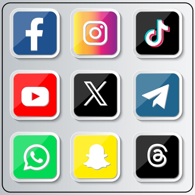 El icono de las redes sociales se establece en el cuadrado con el logotipo de Facebook, Instagram, TikTok, YouTube y WhatsApp.