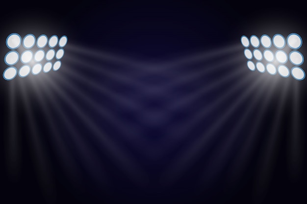 Iluminado por proyectores.