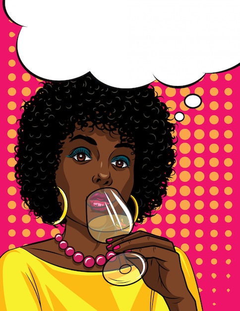 Ilustración colorida en estilo pop art de hermosa mujer afroamericana bebiendo un alcohol. Moda mujer sosteniendo un vaso con alcohol en la mano