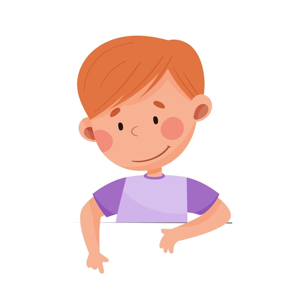 Ilustración vectorial de un niño lindo de cabello rojo sentado en una mesa o escritorio escolar