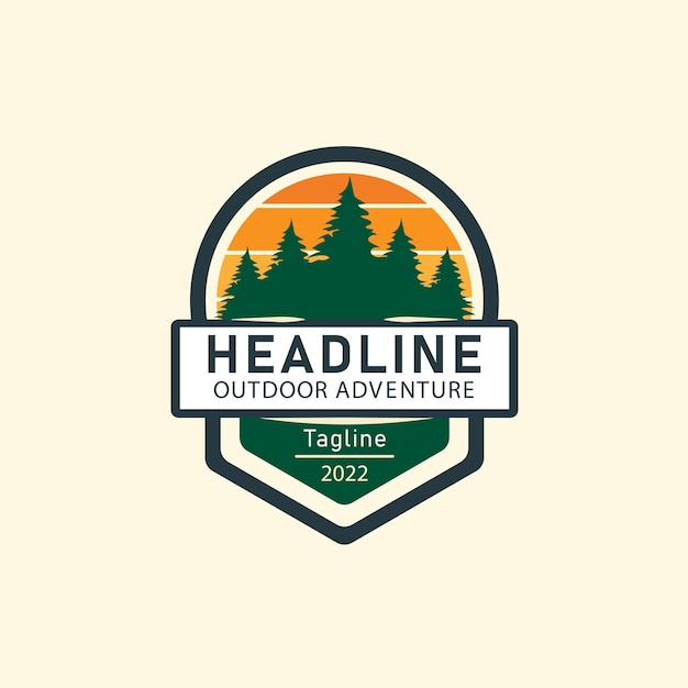insignia hipster aventura logotipo al aire libre con brújula y concepto de diseño de montaña