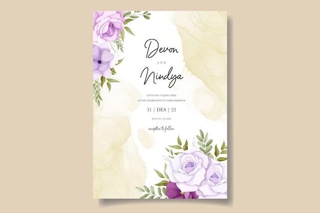 invitación de boda con bonitas flores moradas