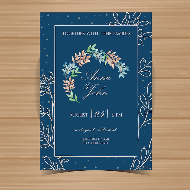 Invitación de boda floral con fondo azul marino