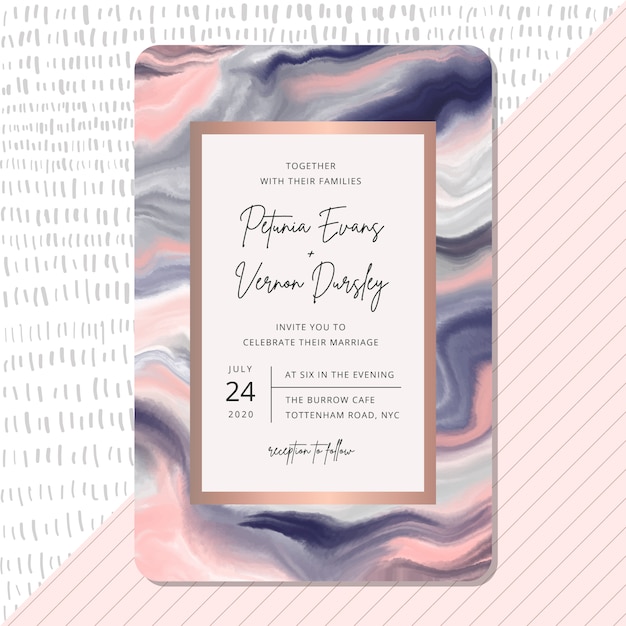 Invitación de boda con fondo de textura de mármol azul rosa.