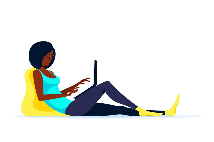 Vector joven mujer negra en casa sentada en el suelo y trabajando en equipo. trabajo remoto, oficina en casa, concepto de autoaislamiento. ilustración de estilo plano.