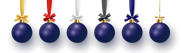 Juego de bolas de Navidad colgando de una cinta con lazo. Decoración Bolas de adorno de Navidad aisladas. Diseño 3d realista. Elementos decorativos de decoración navideña. ilustración vectorial