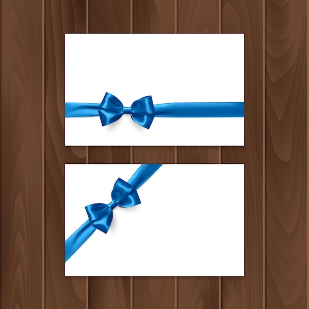 Juego de tarjetas de regalo con lazo y cinta realista.