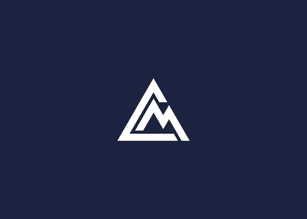 letra cm con el logotipo de la montaña diseño de icono inspiración de plantilla de diseño vectorial