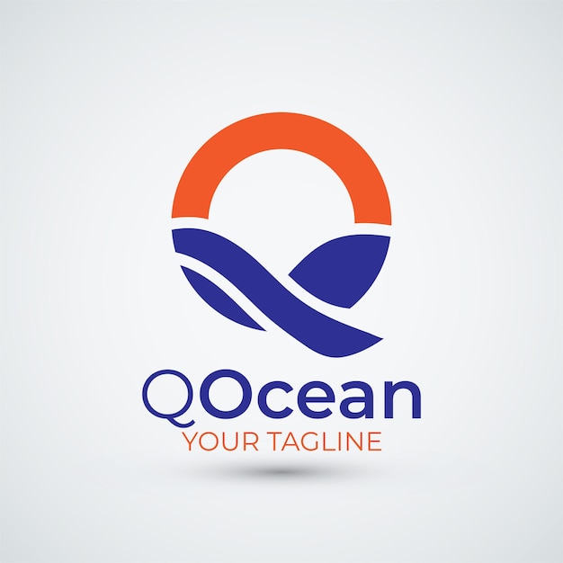 Letra Q Logotipo de playa o costa en forma simple de sol y océano