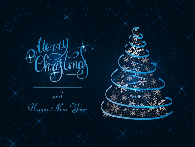Letras azules escritas a mano sobre un fondo oscuro. Árbol de Navidad de plata exuberante mágico de copos de nieve con una cinta azul. Feliz navidad y próspero año nuevo 2022.