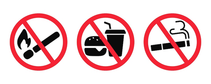 Vector letreros de prohibición de quemar comida chatarra y fumar