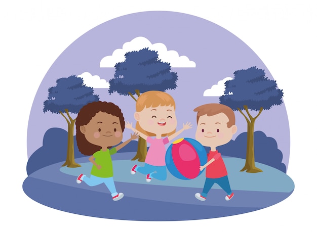 Lindos niños felices divirtiéndose
