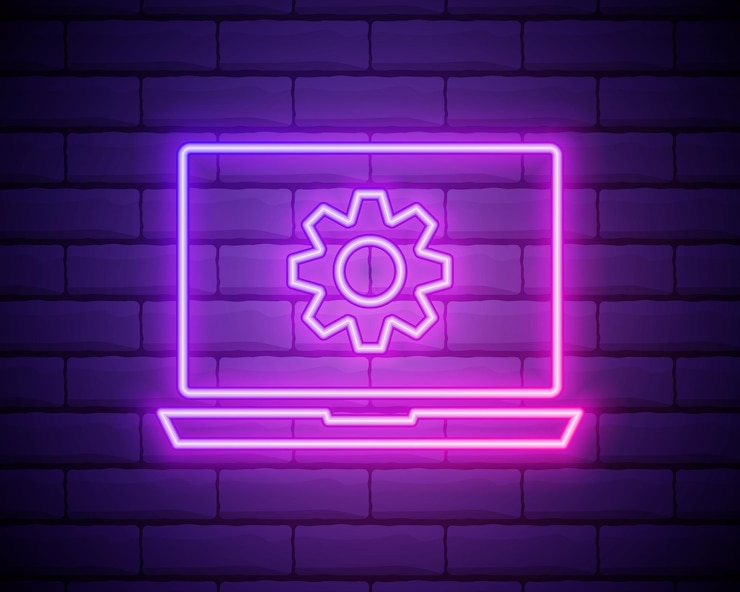 Vector línea de neón brillante icono de computadora portátil y equipo aislado en el fondo de la pared de ladrillo concepto de servicio de computadora portátil ajuste de las opciones de configuración de la aplicación mantenimiento reparación fijación ilustración vectorial