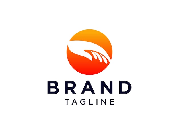 Logotipo de apretón de manos. Dos manos hacen un trato en forma redondeada cuadrada naranja aislada sobre fondo blanco.