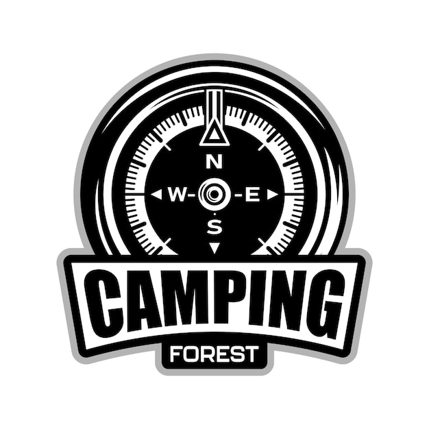 un logotipo en blanco y negro para acampar en el bosque