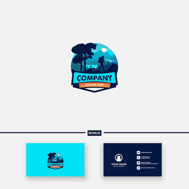 Logotipo de bosque y montaña de paisaje de senderismo deportivo