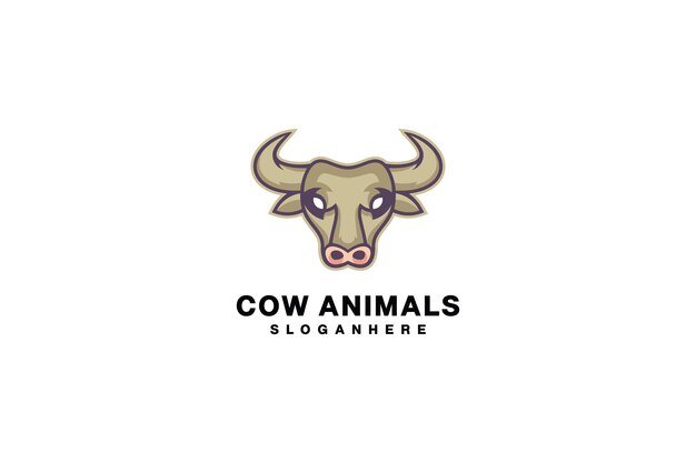 Logotipo creativo y distintivo del animal de la vaca mascota que captura la esencia de su marca