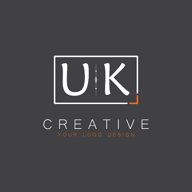 Logotipo inicial del monograma del Reino Unido para Creative con diseño de estilo cuadrado