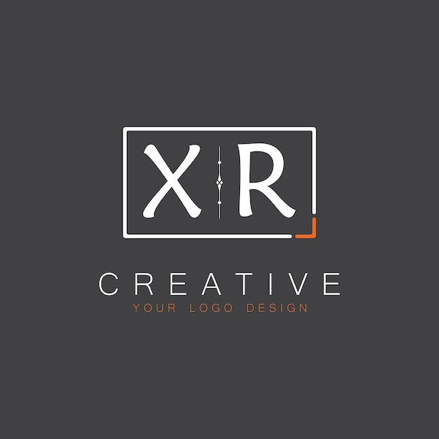 El logotipo inicial de monograma XR para Creative con diseño de estilo cuadrado
