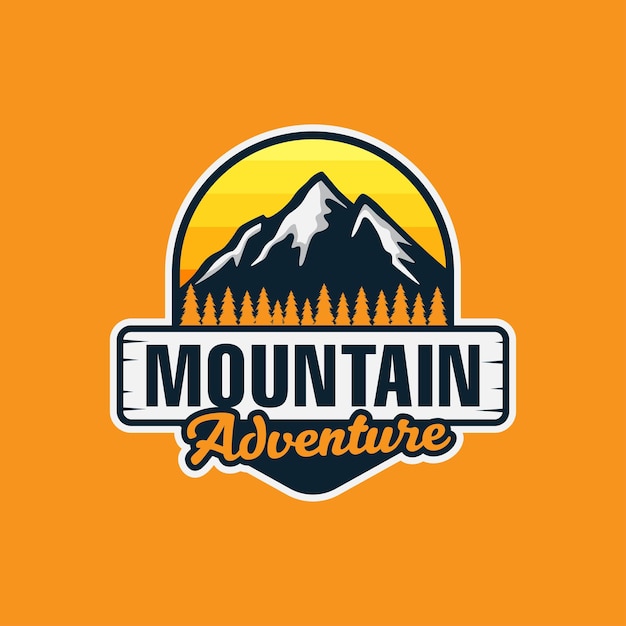 Vector logotipo de la insignia vintage de aventura de montaña