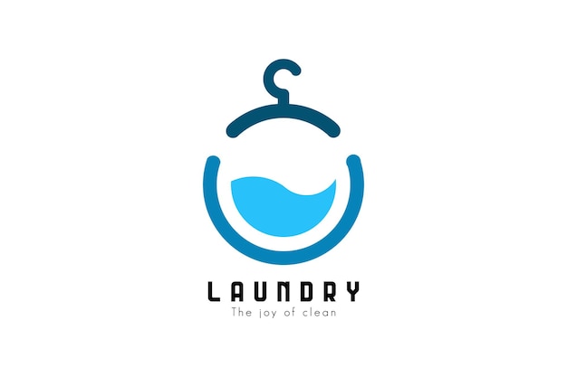 Logotipo de lavandería abstracto con máquina de lavar colgante y elementos de agua