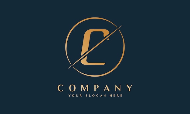 Logotipo de letra C en rodajas con forma de círculo Plantilla de logotipo de lujo de letra C en color dorado Hermoso diseño de logotipo para marca de empresa de lujo