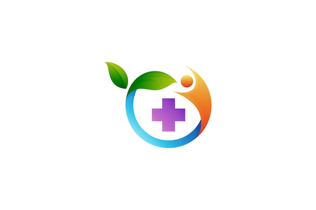 Logotipo de vida saludable natural con símbolo de cruz médica de personas y combinación de forma de hoja