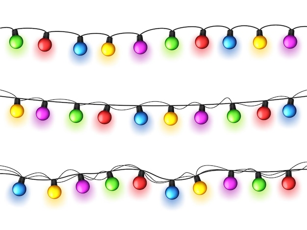 Luces brillantes de Navidad en fondo blanco guirnaldas con bombillas de colores xmas vacaciones de Navidad