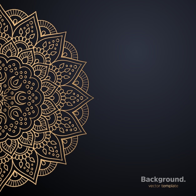 Lujo diseño de mandala ornamental fondo en color oro
