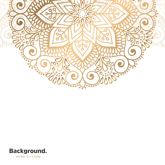 Lujo diseño de mandala ornamental fondo en color oro
