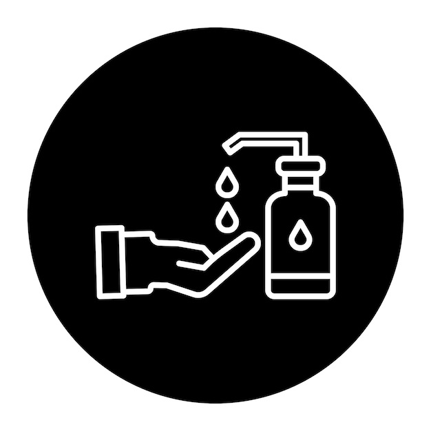 una mano está sosteniendo una botella de agua con un spray en ella