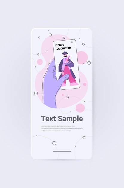Mano usando el teléfono inteligente con el estudiante graduado en la pantalla graduados celebrando el diploma académico grado educación concepto de comunicación en línea espacio de copia vertical