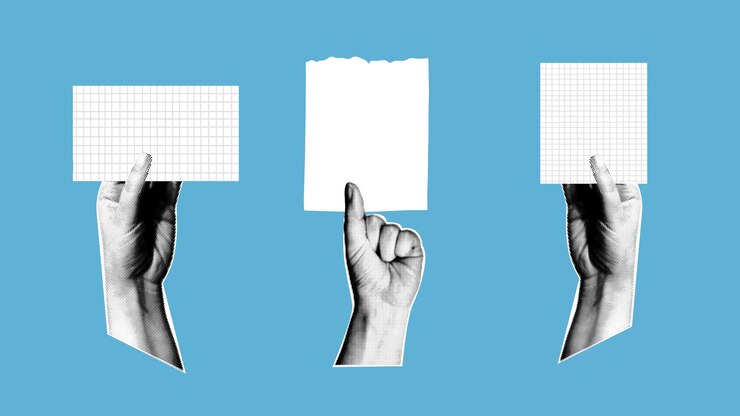 Vector manos con efectos de medio tono sosteniendo papel con huevos de pascua vector collage retro
