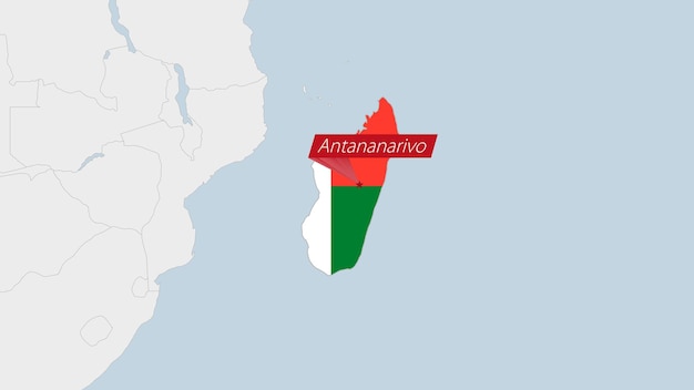 Mapa de Madagascar resaltado en los colores de la bandera de Madagascar y pin de la capital del país, Antananarivo