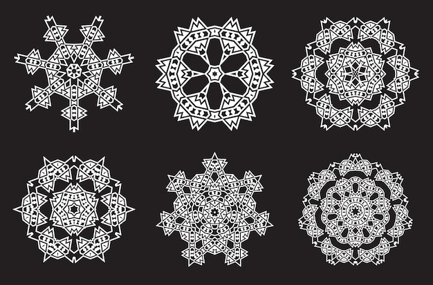 La meditación étnica del mandala fractal parece un copo de nieve