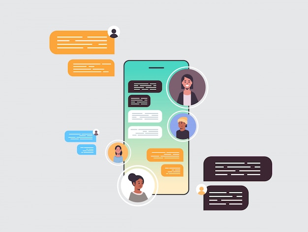 mezclar personas de raza que usan el concepto de comunicación de la burbuja de chat de la red social de la aplicación de chat