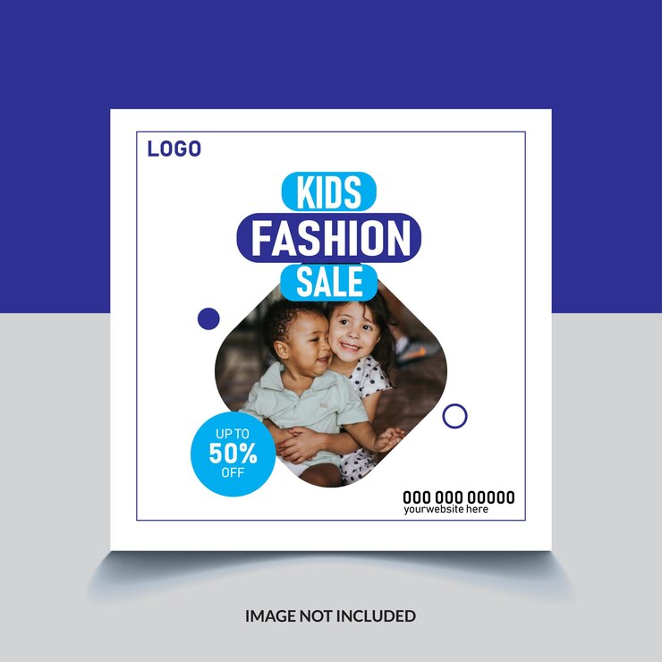 se muestra un cartel para la venta de moda de la marca en las redes sociales