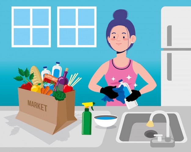 Mujer con bolsa de compras y suministros de alimentos limpios